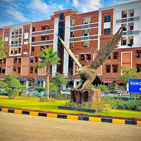 Royal Galaxy Hotel & Residence - Near Islamabad International Airport & Motorway Eksteriør bilde