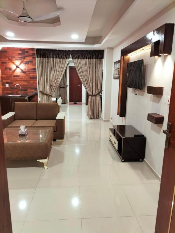 Royal Galaxy Hotel & Residence - Near Islamabad International Airport & Motorway Eksteriør bilde