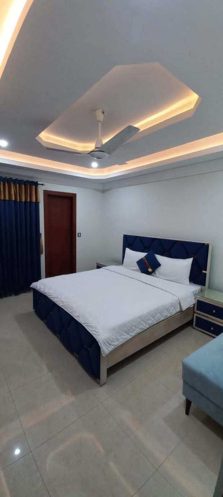 Royal Galaxy Hotel & Residence - Near Islamabad International Airport & Motorway Eksteriør bilde
