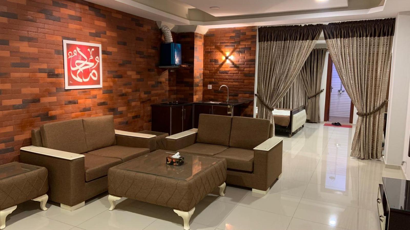 Royal Galaxy Hotel & Residence - Near Islamabad International Airport & Motorway Eksteriør bilde