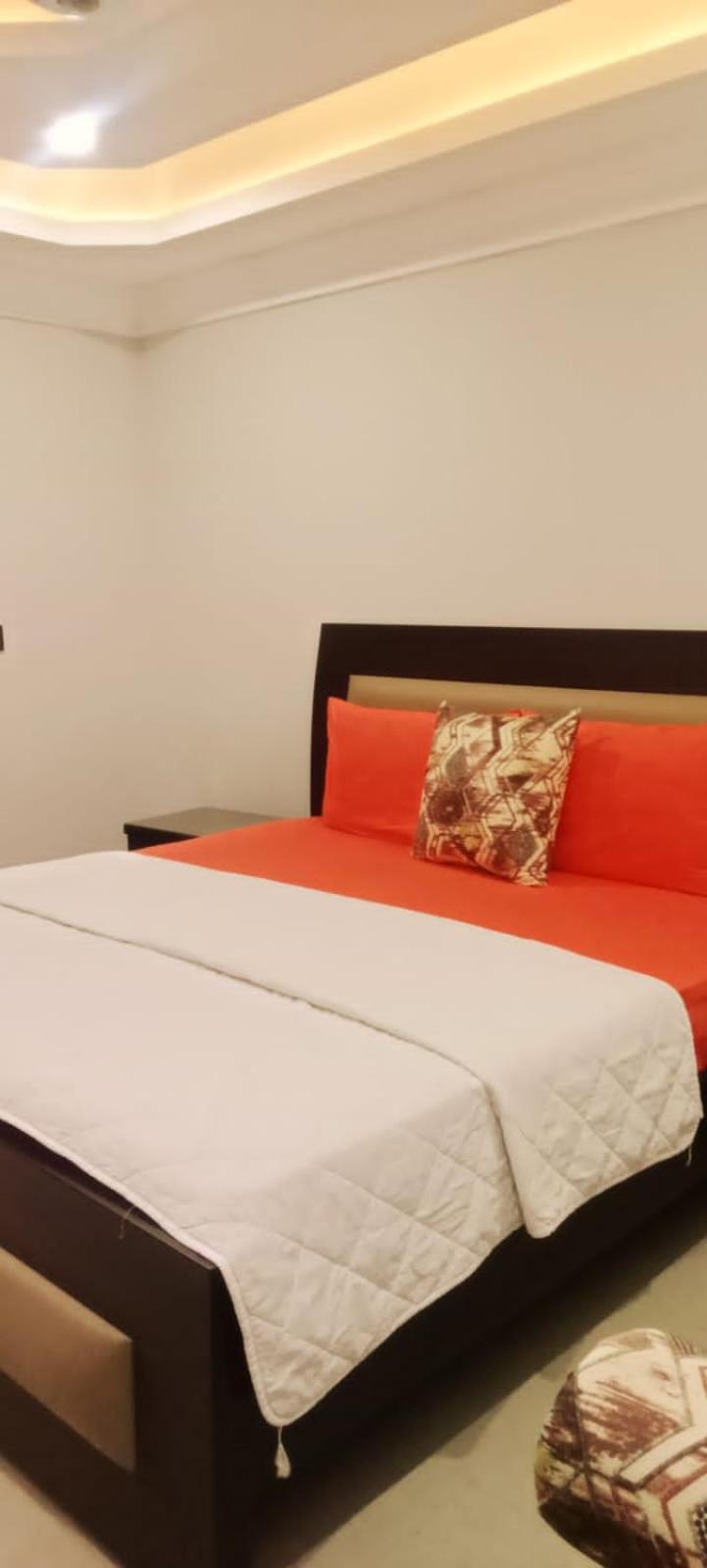 Royal Galaxy Hotel & Residence - Near Islamabad International Airport & Motorway Eksteriør bilde