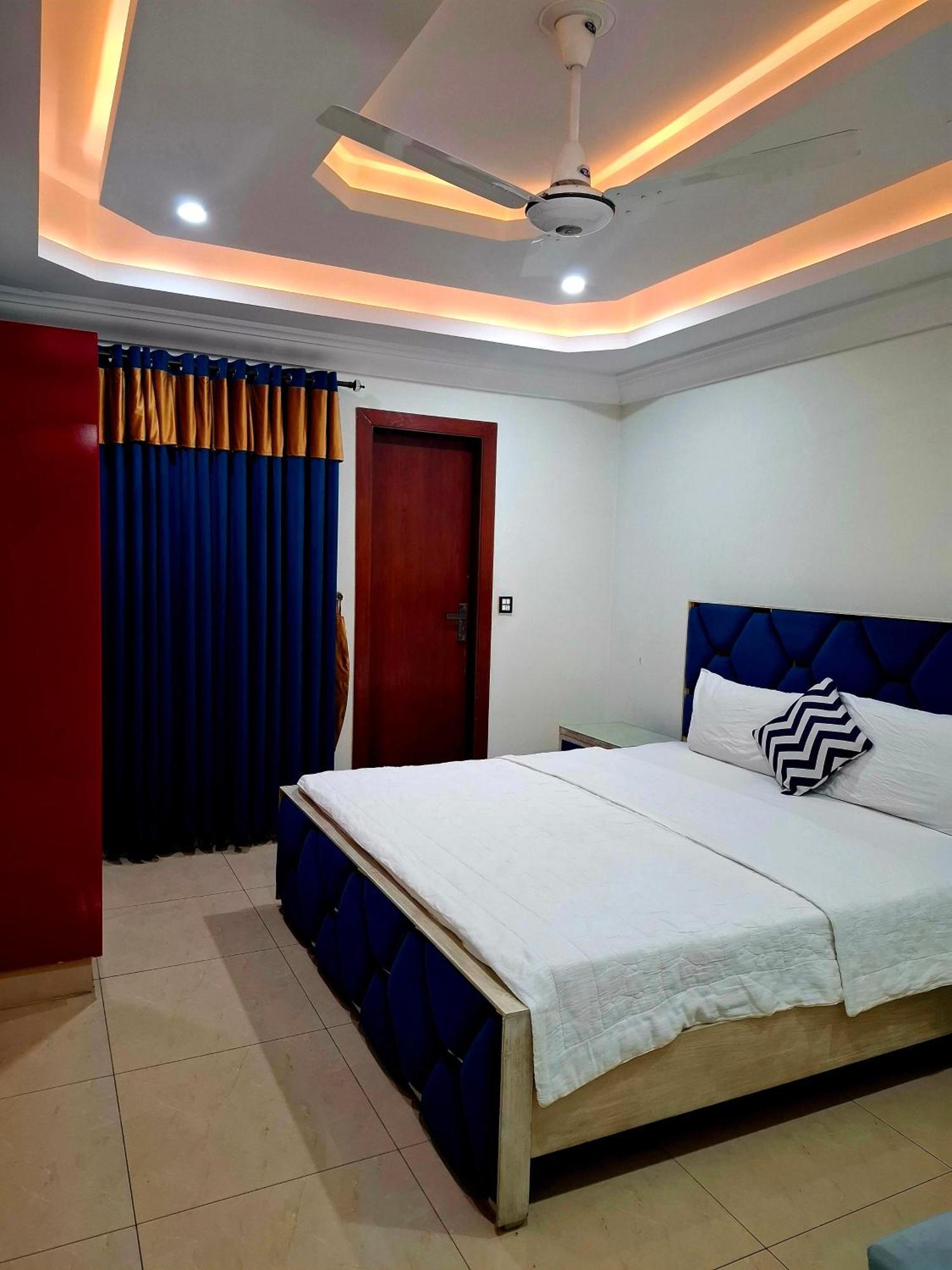 Royal Galaxy Hotel & Residence - Near Islamabad International Airport & Motorway Eksteriør bilde